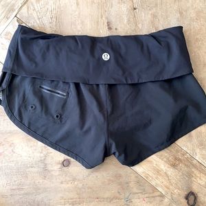 LULULEMON flipout boardshort reversible size 6